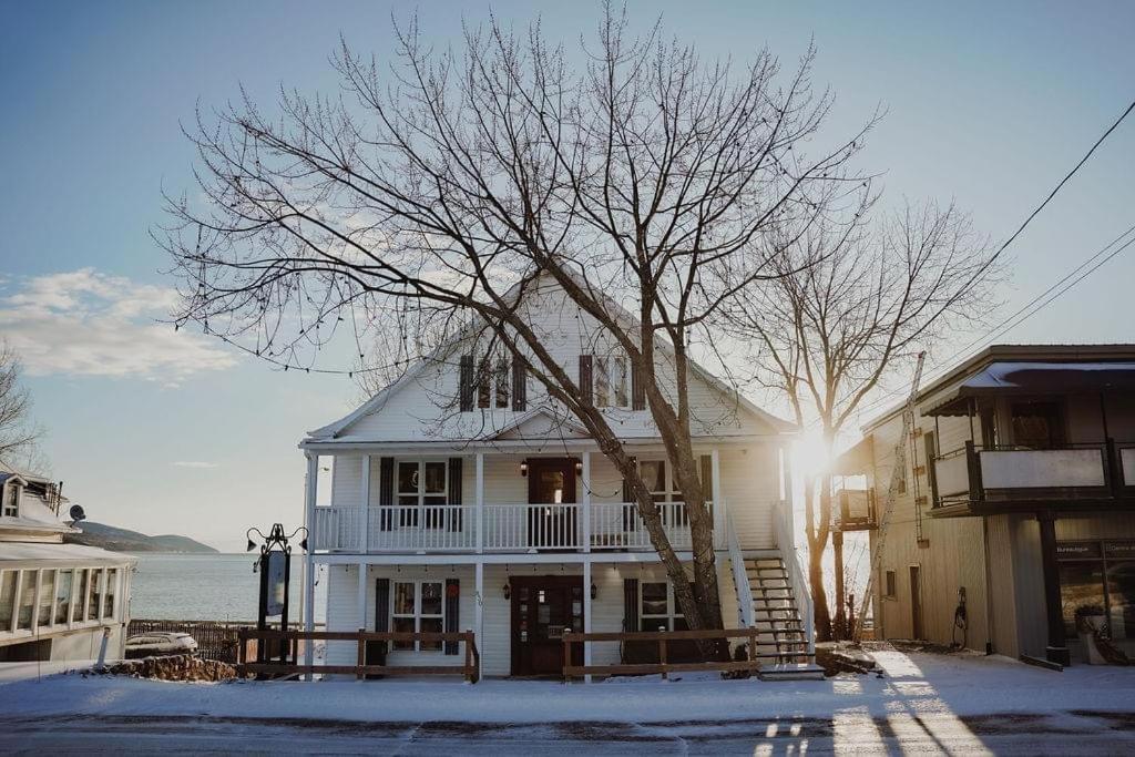 Les Pinsons Des Rives Bed and Breakfast La Malbaie Buitenkant foto