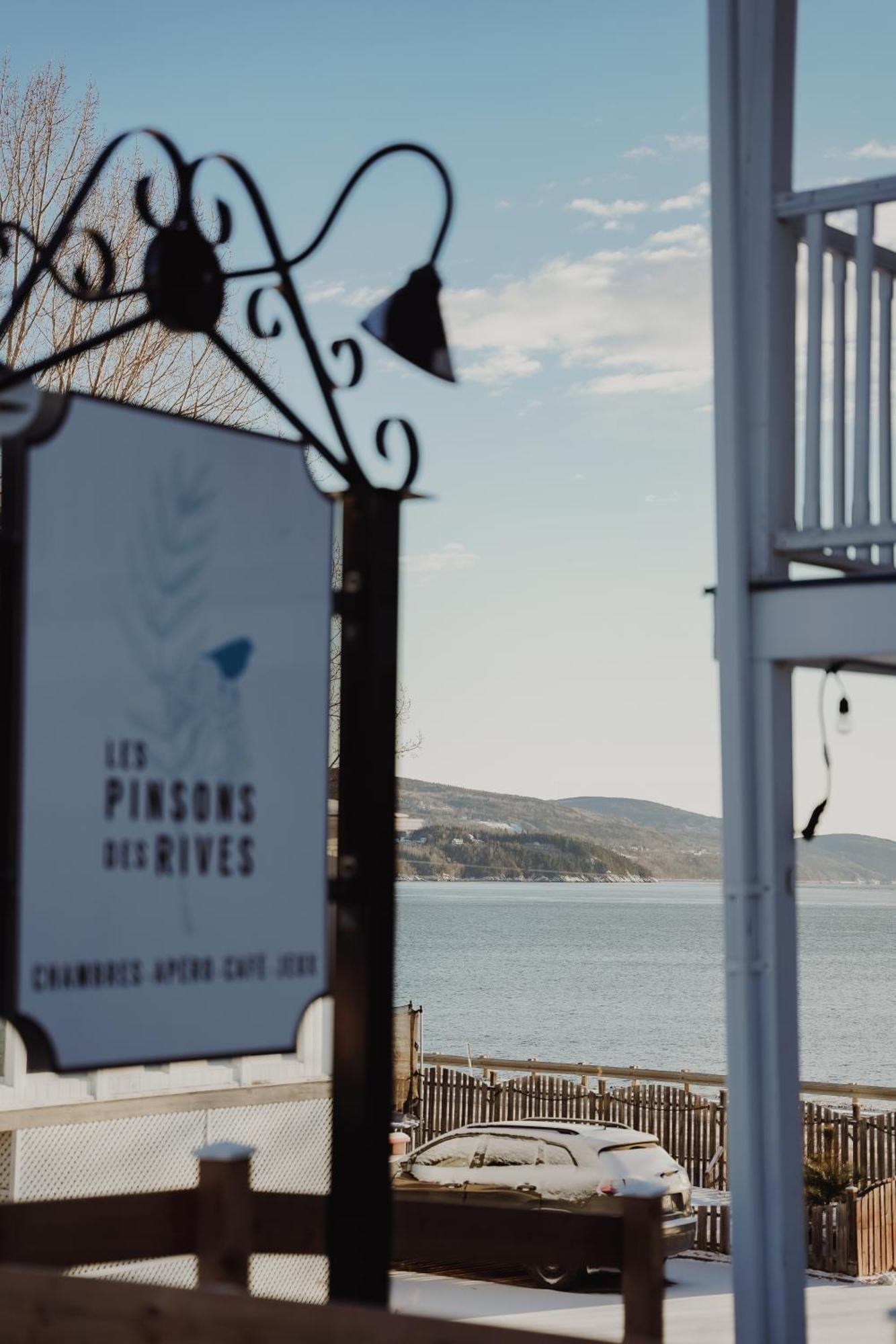 Les Pinsons Des Rives Bed and Breakfast La Malbaie Buitenkant foto