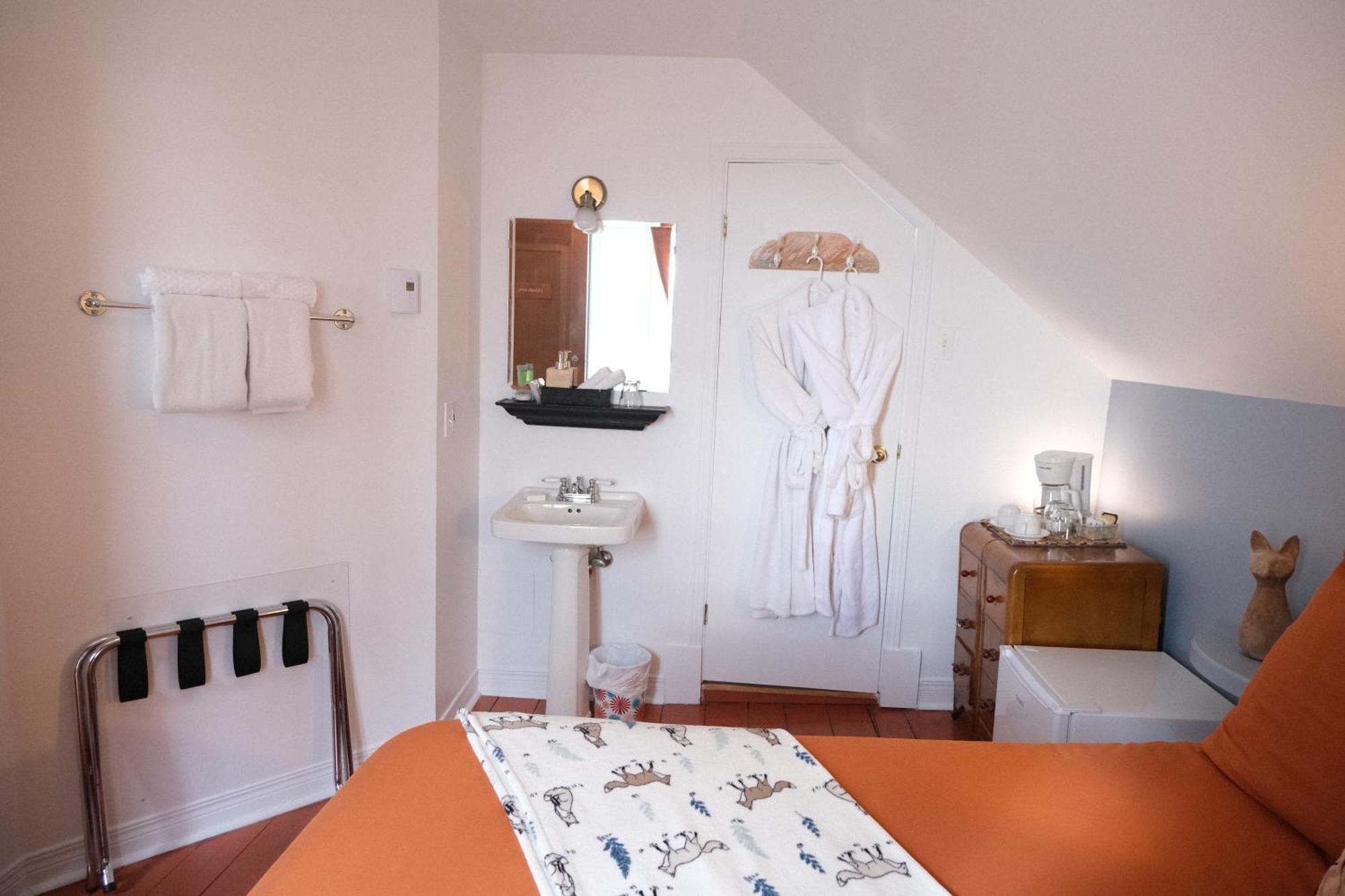 Les Pinsons Des Rives Bed and Breakfast La Malbaie Kamer foto