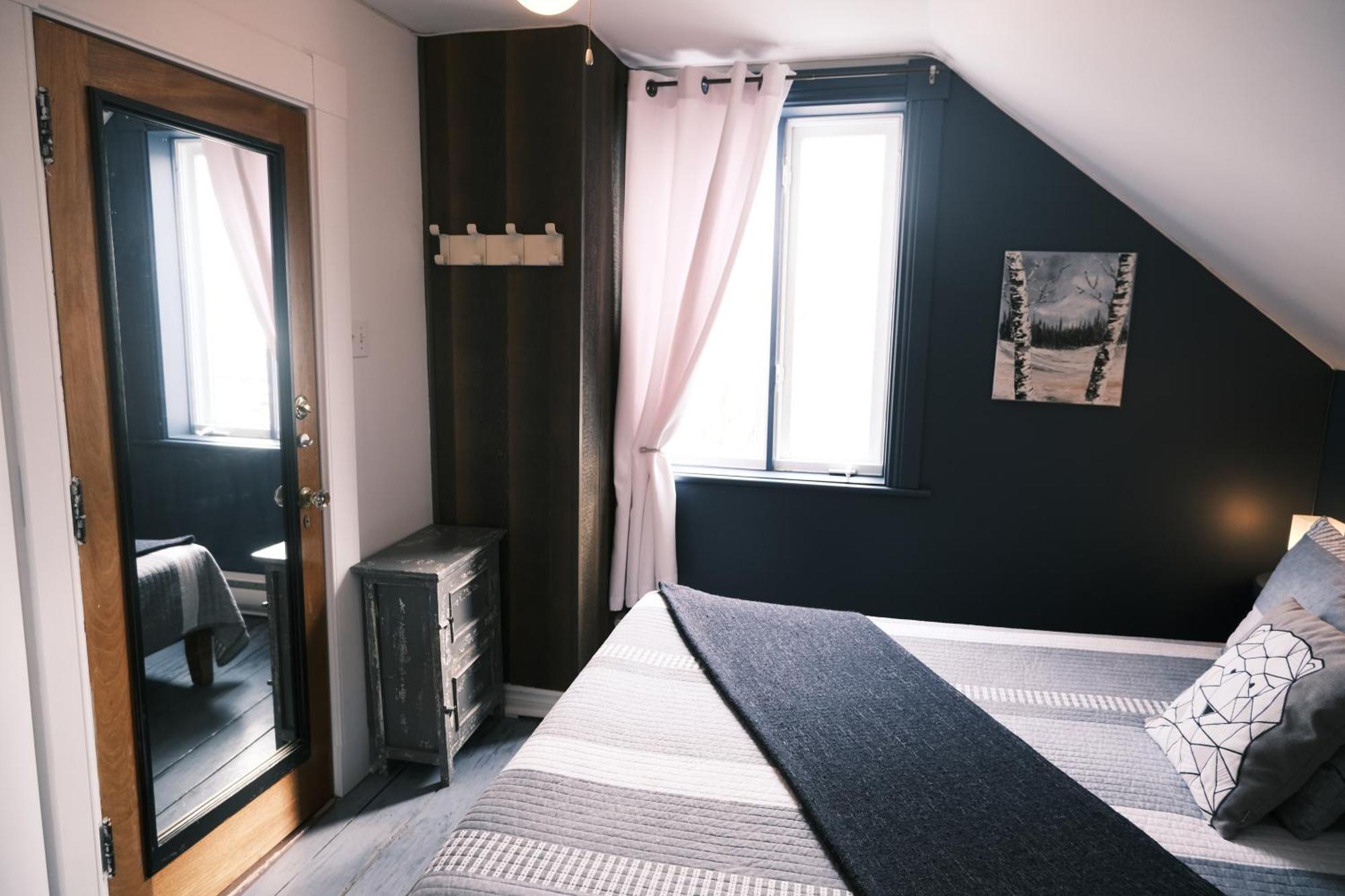 Les Pinsons Des Rives Bed and Breakfast La Malbaie Kamer foto