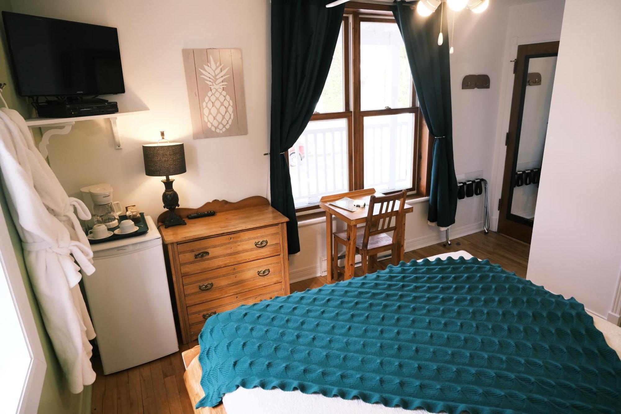 Les Pinsons Des Rives Bed and Breakfast La Malbaie Kamer foto